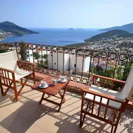 Villa Deniz Manzarali Ozel Havuzlu