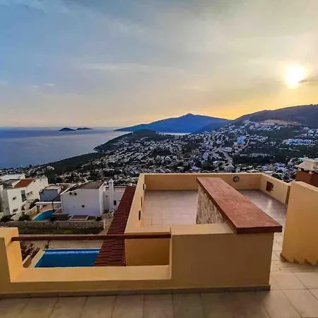 Villa Deniz Manzarali Ozel Havuzlu *