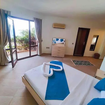 Villa Deniz Manzarali Ozel Havuzlu